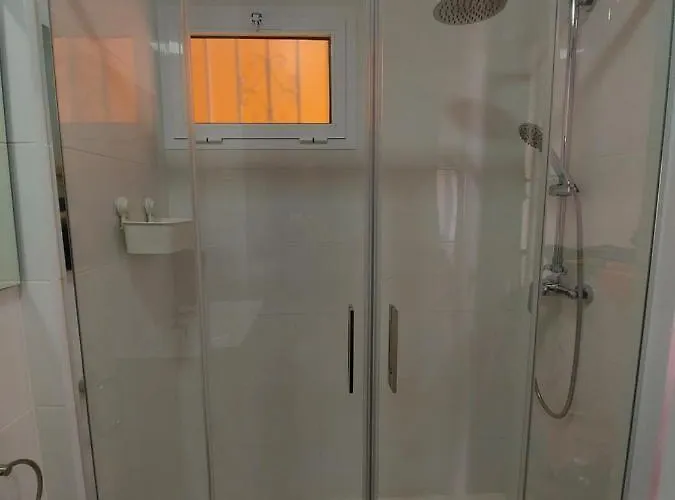 Aguila Apartman *