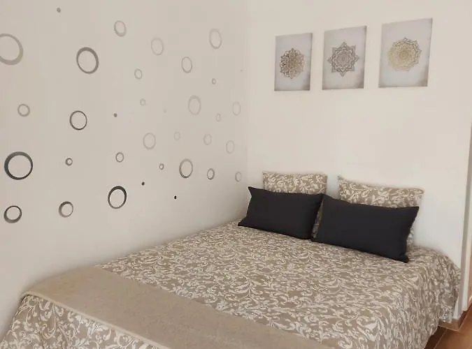 Aguila Apartman *